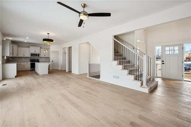 2181 Heritage Court, Liberty, MO 64068