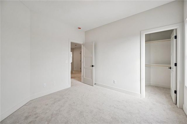 2181 Heritage Court, Liberty, MO 64068