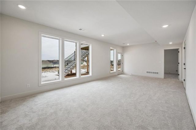 2181 Heritage Court, Liberty, MO 64068