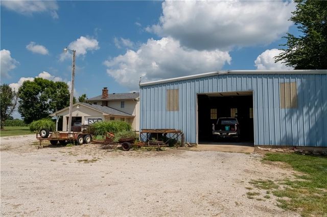 32485 W 399th Street, Osawatomie, KS 66064