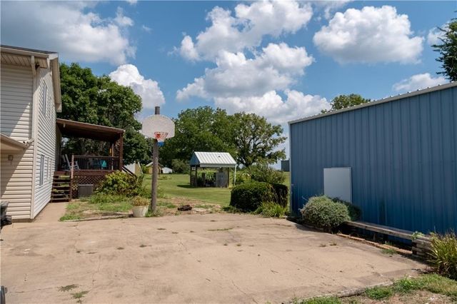 32485 W 399th Street, Osawatomie, KS 66064