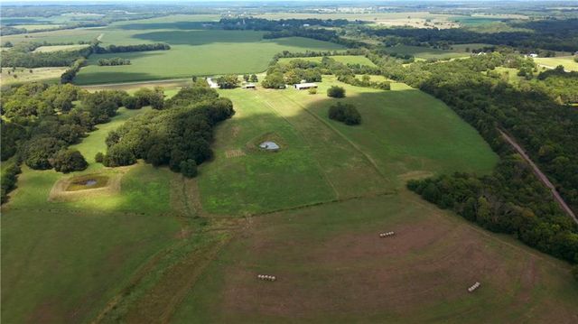 32485 W 399th Street, Osawatomie, KS 66064