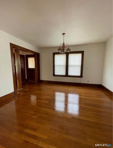 448 Hillside Avenue 3, Hartford, CT 06106