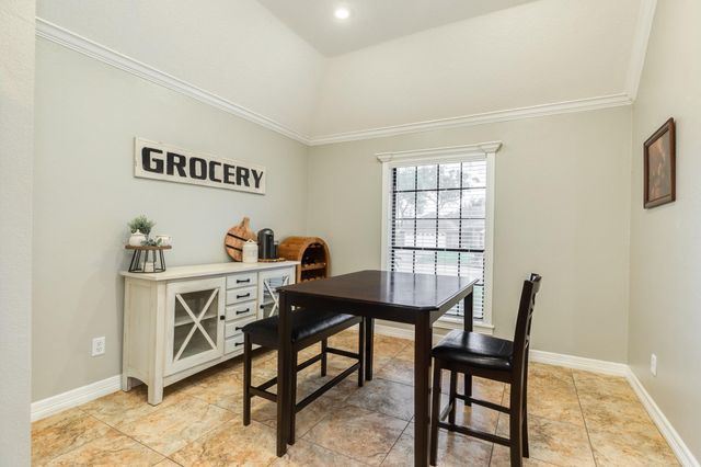 116 Bumelia Street, Lake Jackson, TX 77566