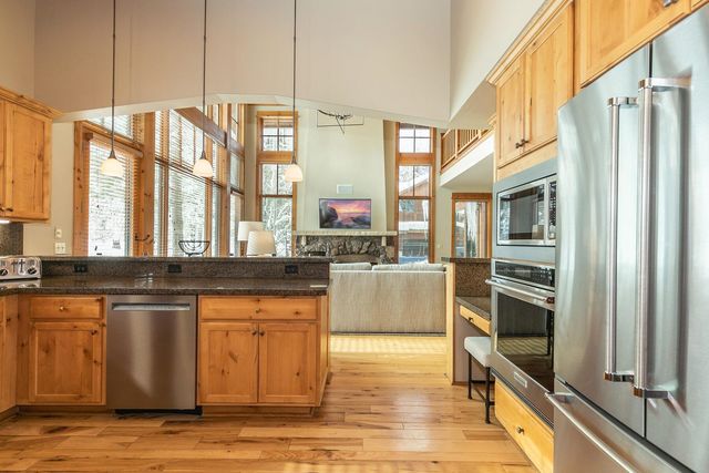 12323 Lookout Loop # F10-22, Truckee, CA 96161