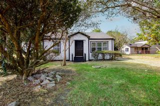 401 Pear Street, La Marque, TX 77568