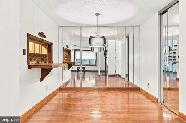 4703 B DUNBARTON RD, Mount Laurel, NJ 08054