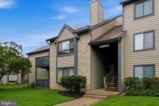 4703 B DUNBARTON RD, Mount Laurel, NJ 08054