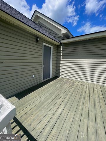 102 W Lipham Street, Tallapoosa, GA 30176