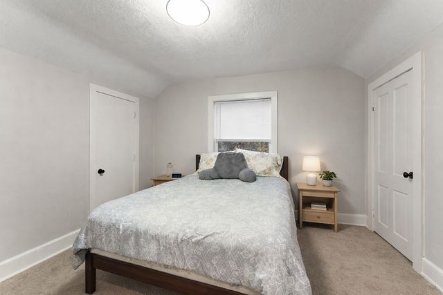 116 Sycamore Street E, Saint Paul, MN 55117