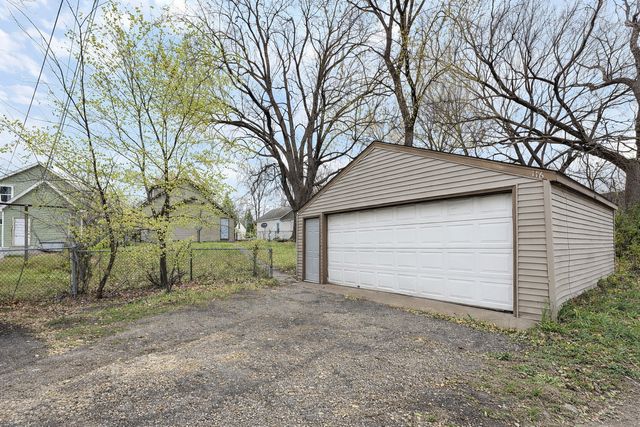 116 Sycamore Street E, Saint Paul, MN 55117