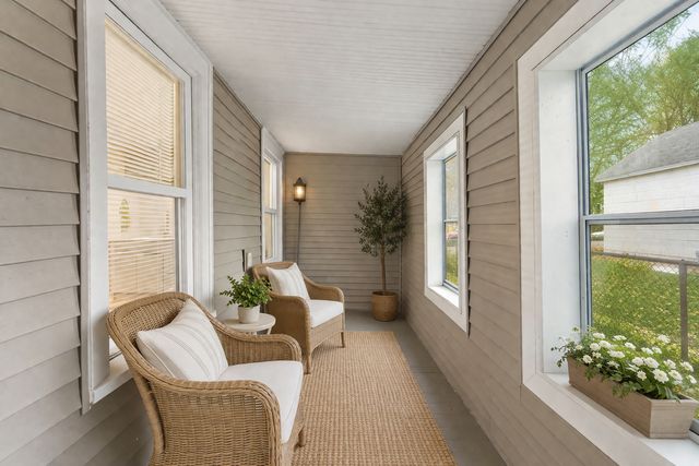 116 Sycamore Street E, Saint Paul, MN 55117