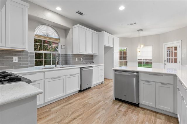 7 Saddlewood Court, Mansfield, TX 76063