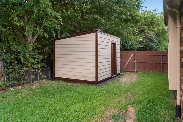 7 Saddlewood Court, Mansfield, TX 76063