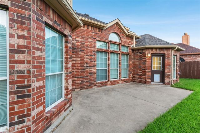 7 Saddlewood Court, Mansfield, TX 76063