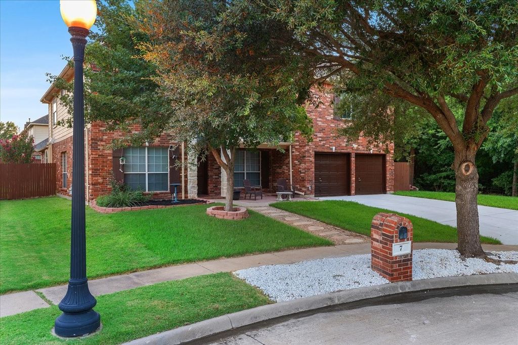 7 Saddlewood Court, Mansfield, TX 76063