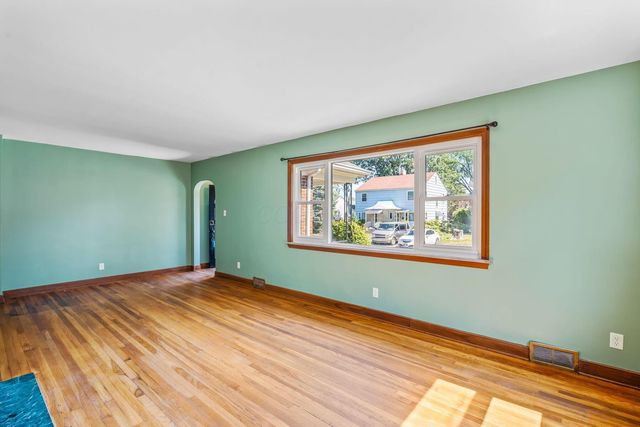 121 N Terrace Avenue, Columbus, OH 43204