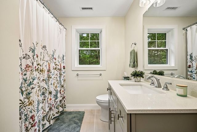 33 Downfall Road, Newbury, MA 01922
