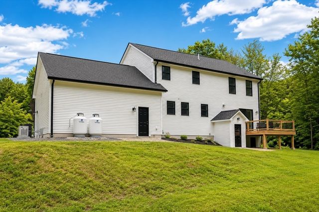 33 Downfall Road, Newbury, MA 01922