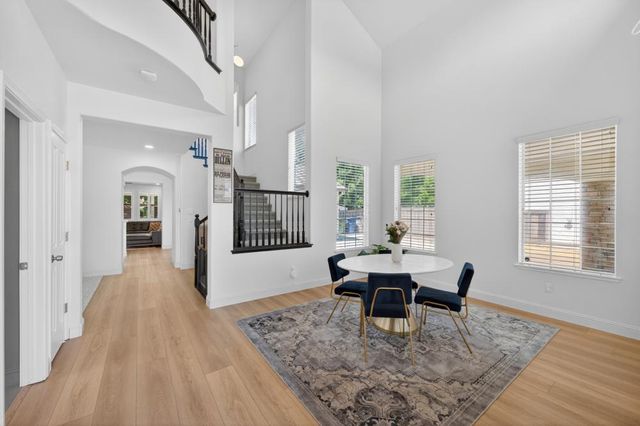 1959 Delafield Way, Sacramento, CA 95835