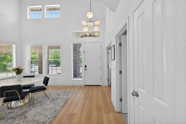 1959 Delafield Way, Sacramento, CA 95835