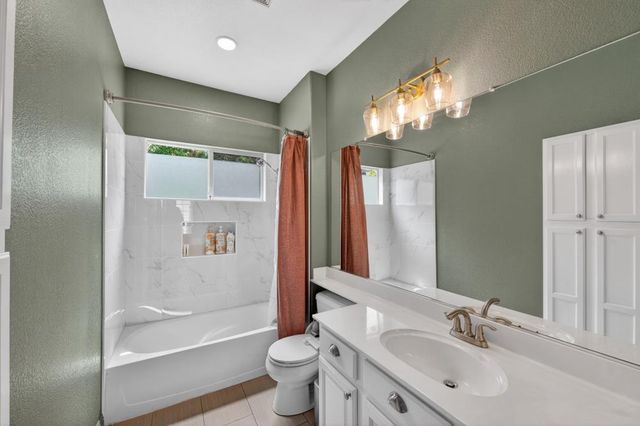 1959 Delafield Way, Sacramento, CA 95835