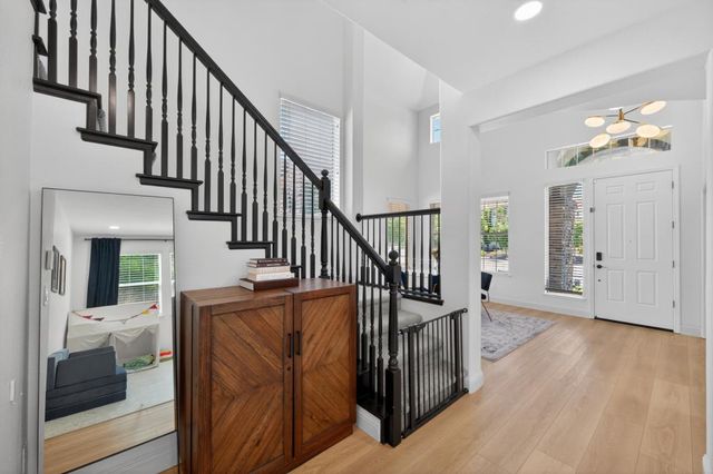 1959 Delafield Way, Sacramento, CA 95835