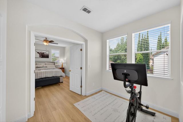 1959 Delafield Way, Sacramento, CA 95835