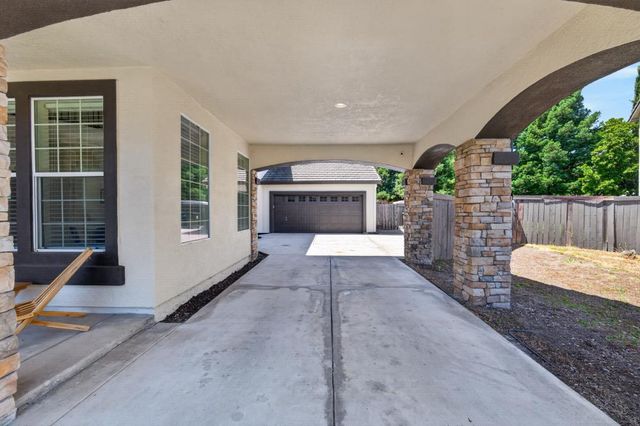 1959 Delafield Way, Sacramento, CA 95835