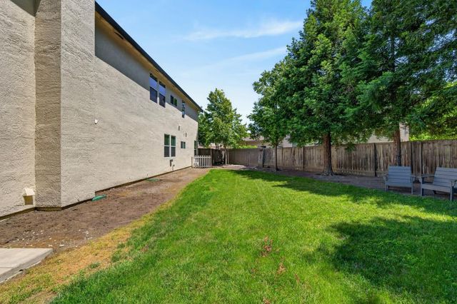 1959 Delafield Way, Sacramento, CA 95835