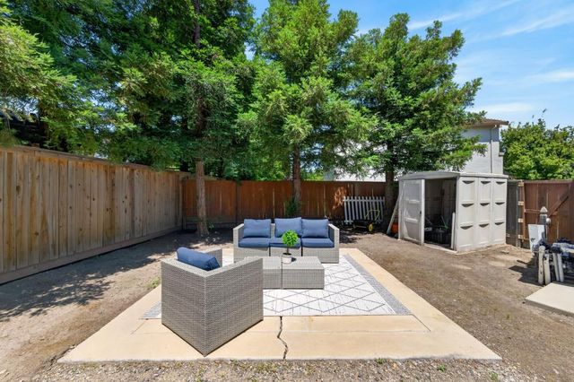 1959 Delafield Way, Sacramento, CA 95835