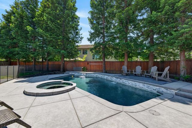 1959 Delafield Way, Sacramento, CA 95835