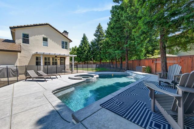 1959 Delafield Way, Sacramento, CA 95835