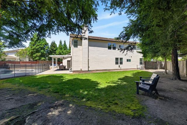 1959 Delafield Way, Sacramento, CA 95835