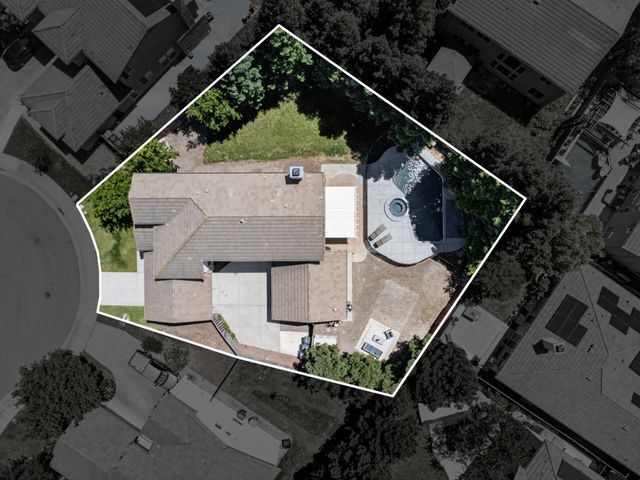 1959 Delafield Way, Sacramento, CA 95835
