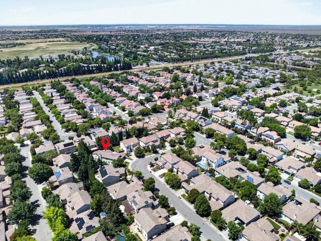 1959 Delafield Way, Sacramento, CA 95835