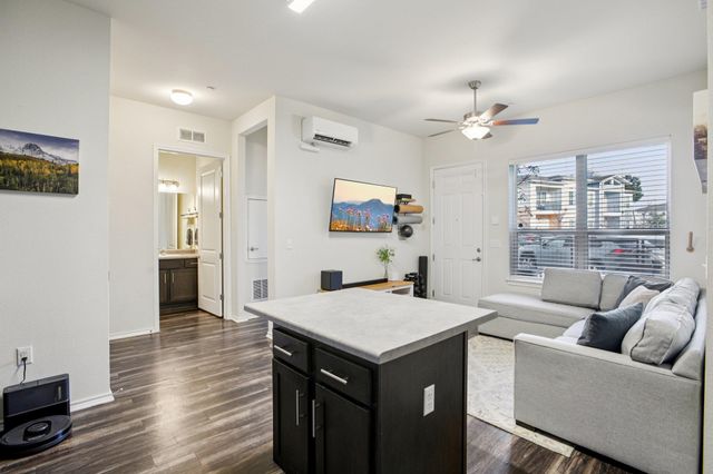 8601 W Gate BLVD 4104, Austin, TX 78745