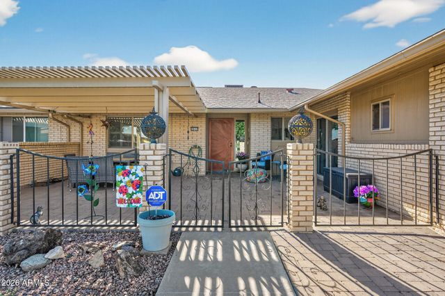 10137 W MOUNTAIN VIEW Road, Sun City, AZ 85351