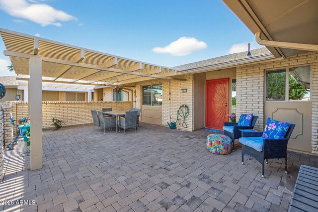 10137 W MOUNTAIN VIEW Road, Sun City, AZ 85351