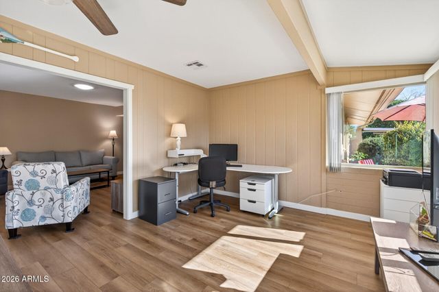 10137 W MOUNTAIN VIEW Road, Sun City, AZ 85351