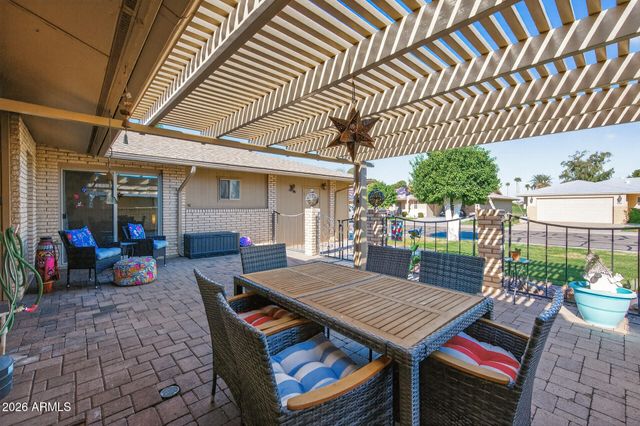 10137 W MOUNTAIN VIEW Road, Sun City, AZ 85351