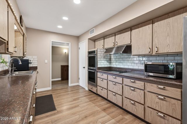 10137 W MOUNTAIN VIEW Road, Sun City, AZ 85351