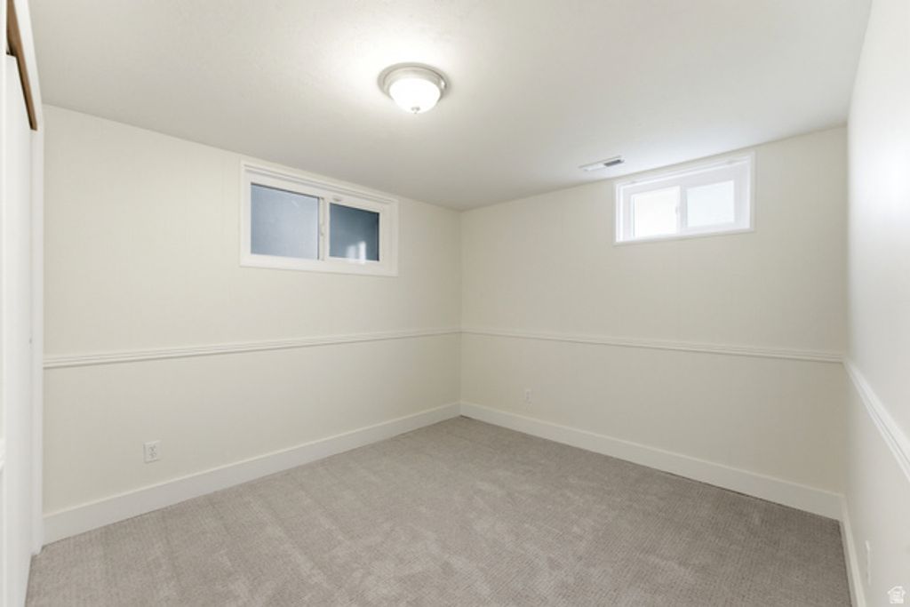 Image 21 of property listing at 2045 E 3110 S, Millcreek, UT 84109