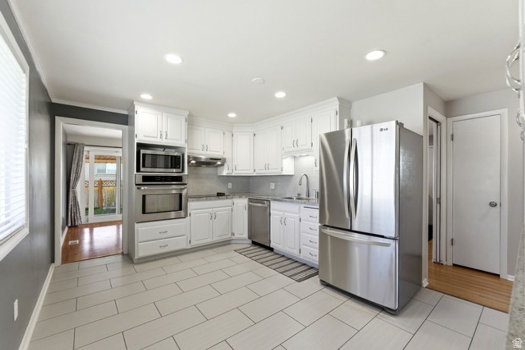 Image 10 of property listing at 2045 E 3110 S, Millcreek, UT 84109