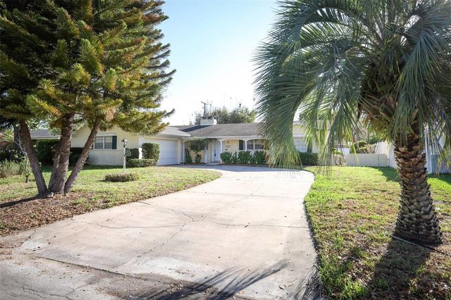 2136 MOHICAN TRAIL, Maitland, FL 32751