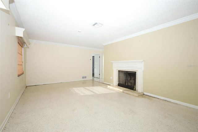 2136 MOHICAN TRAIL, Maitland, FL 32751