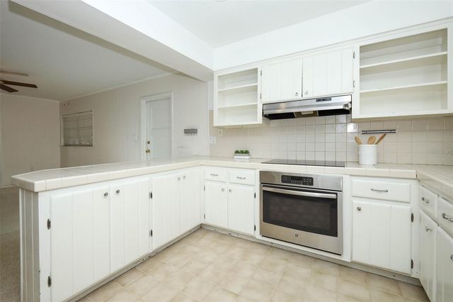 2136 MOHICAN TRAIL, Maitland, FL 32751