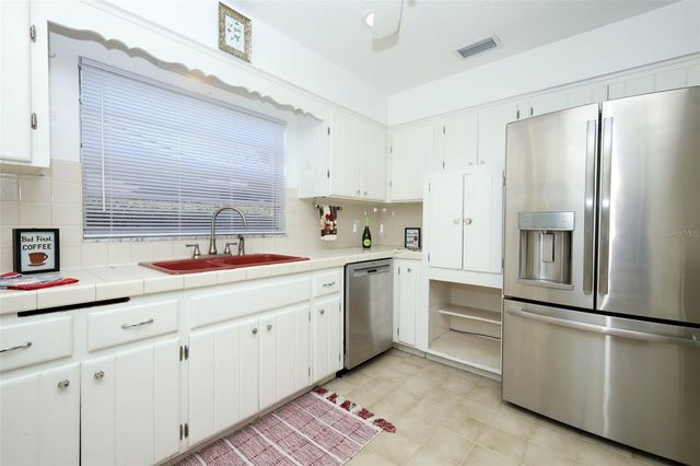 2136 MOHICAN TRAIL, Maitland, FL 32751