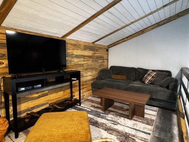 6274 Azalea Road, Motley, MN 56466