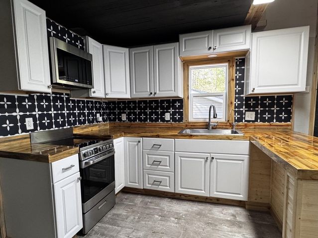 6274 Azalea Road, Motley, MN 56466